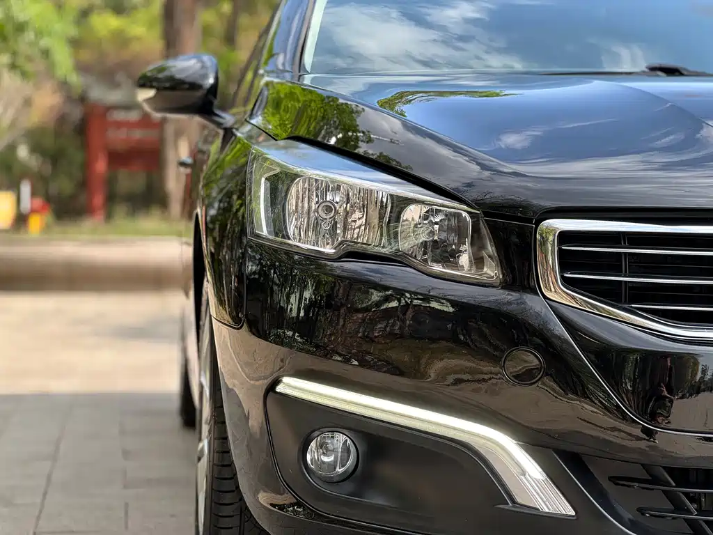 Peugeot 508 2016 — фото 20