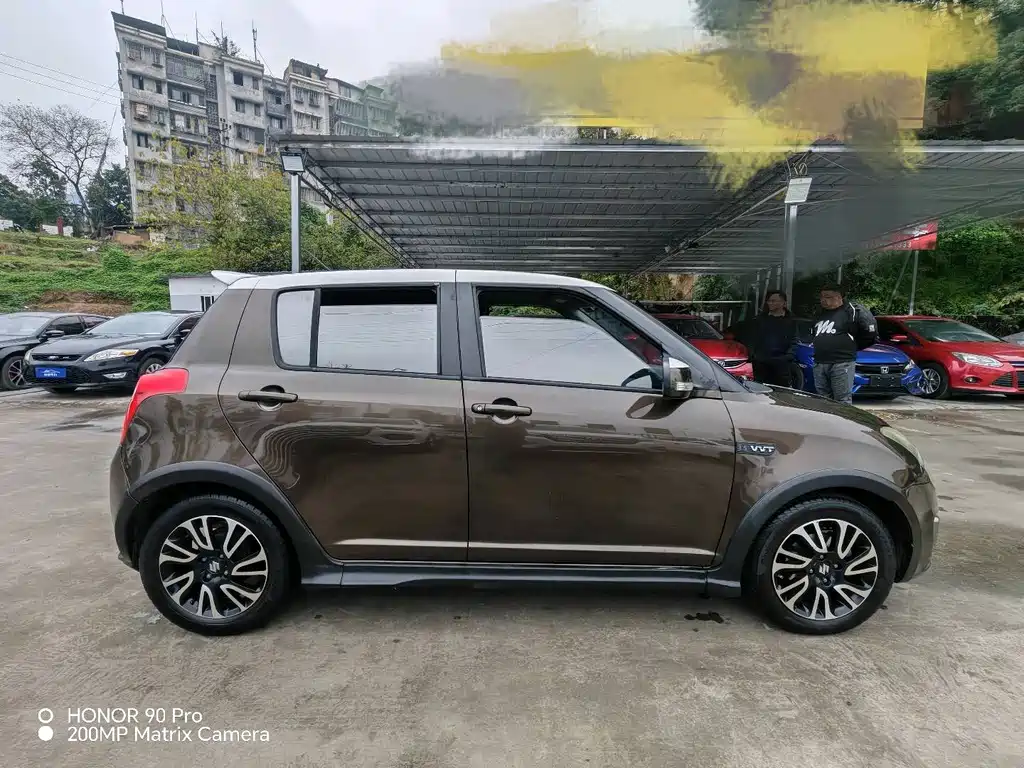 Suzuki Swift 2016 — фото 11