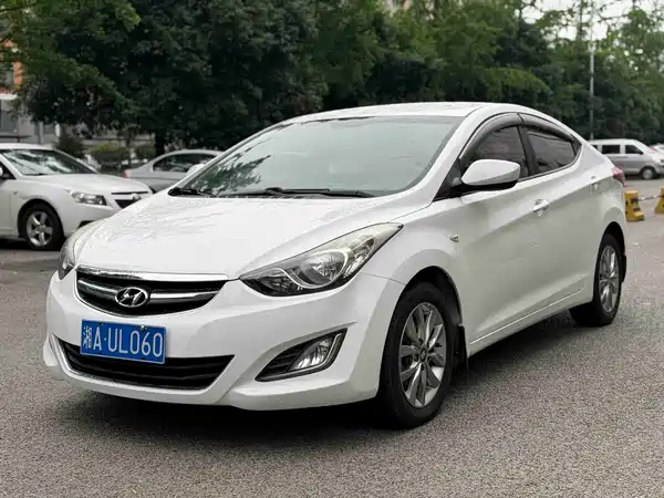 Hyundai Elantra Langdong 2015
