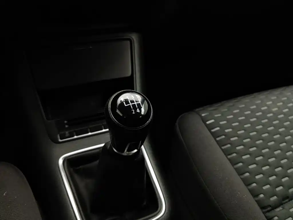 Volkswagen Tiguan 2012 — фото 13