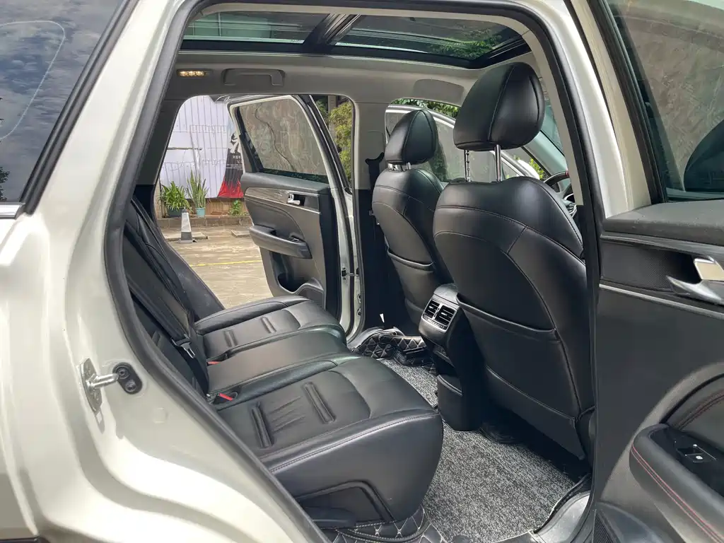 GAC Trumpchi GS4 PLUS 2021 — фото 12