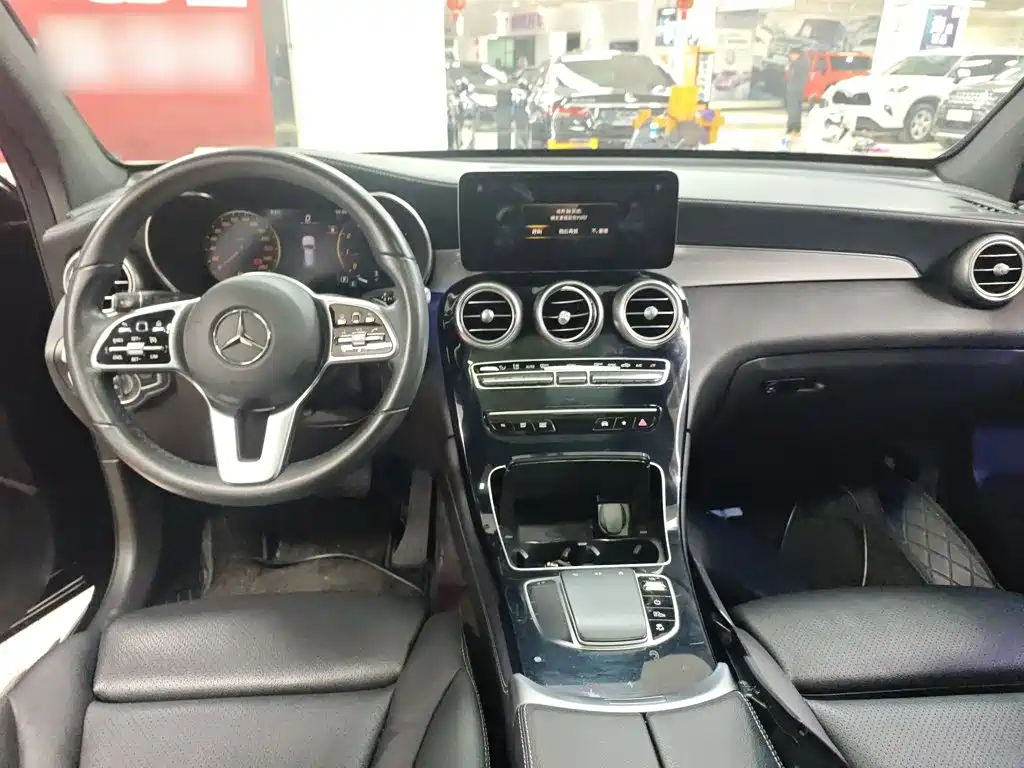 Mercedes-Benz GLC 2020 — фото 10