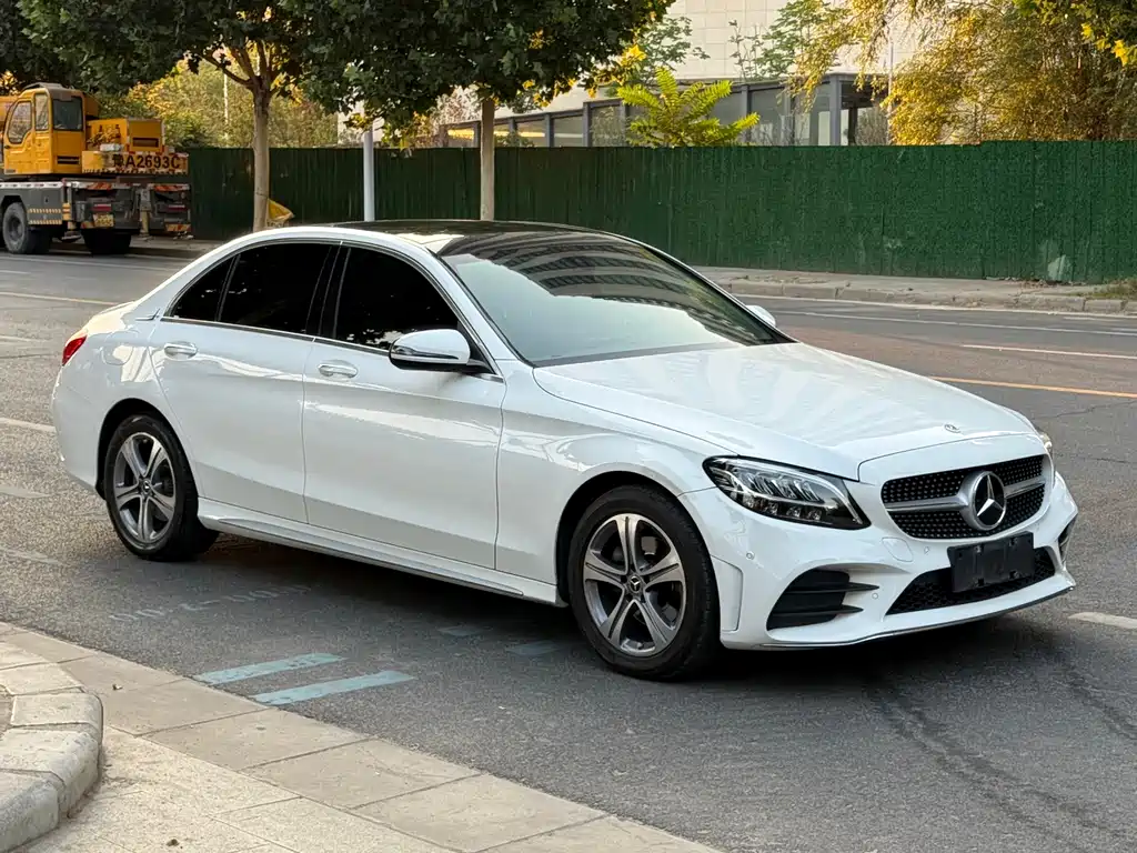 Mercedes-Benz C-Class 2021 — фото 3