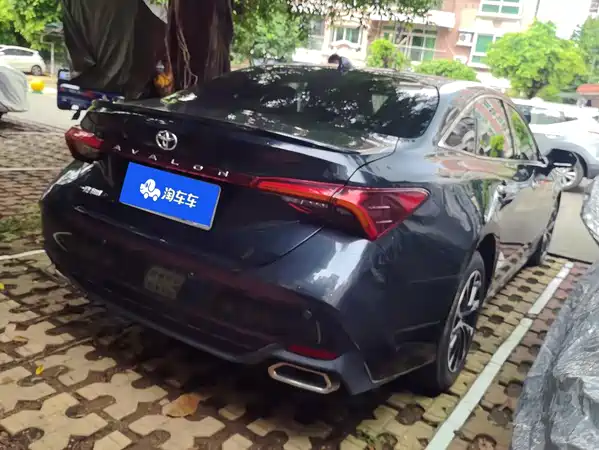 Toyota Avalon 2022