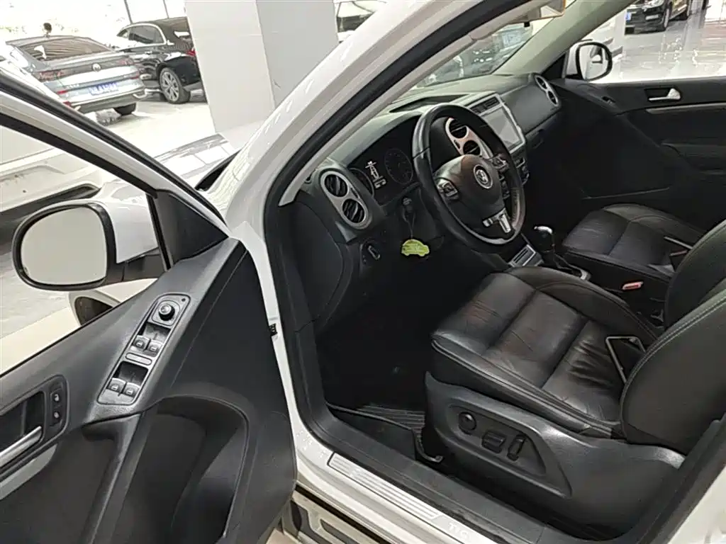 Volkswagen Tiguan 2017 — фото 16