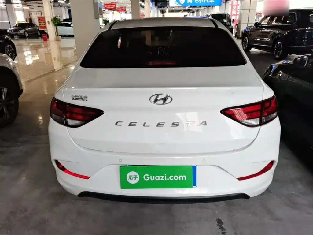 Hyundai Elantra 2019 — фото 6