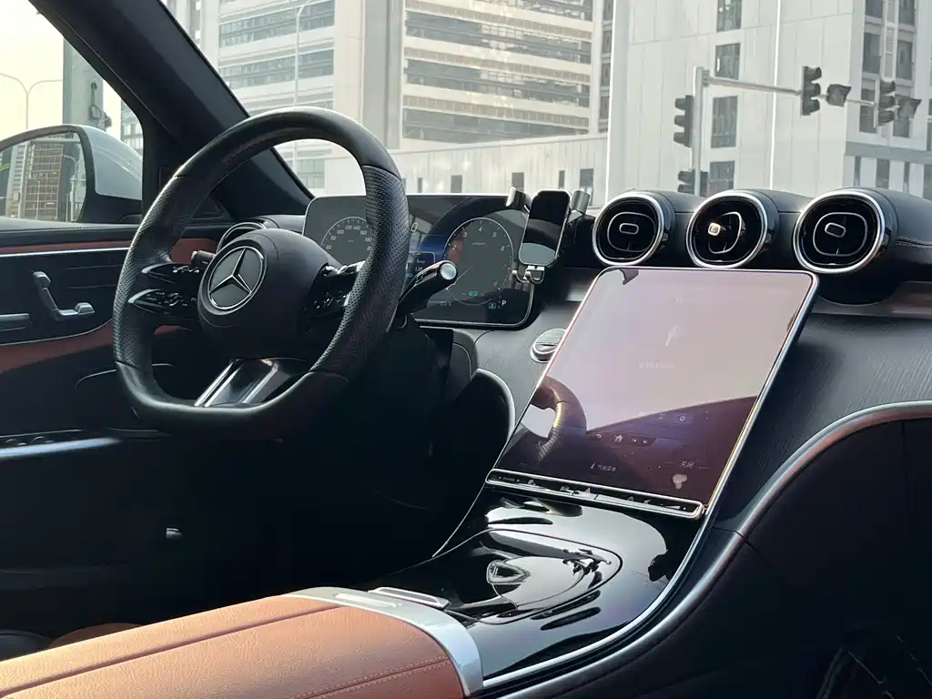 Mercedes-Benz C-Class 2022 — фото 12