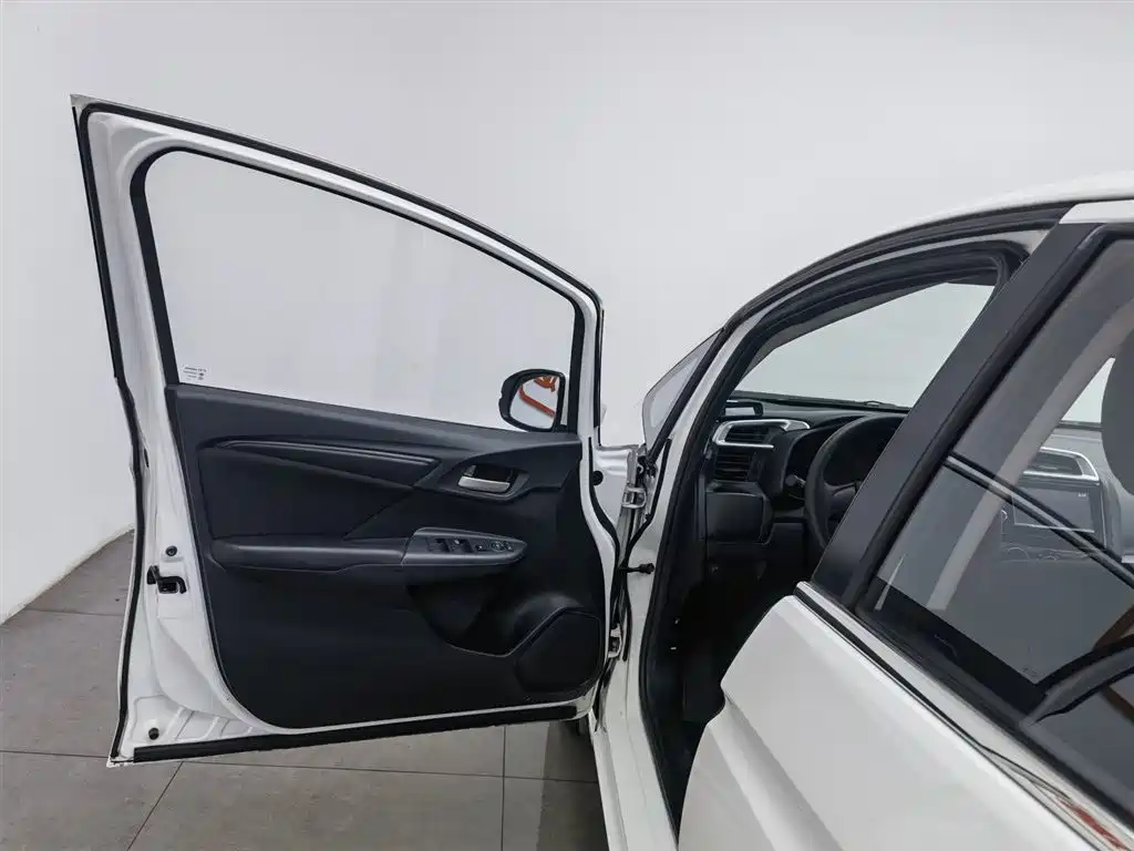 Honda Fit 2019 — фото 8