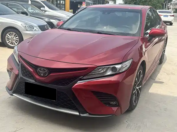 Toyota Camry 2019