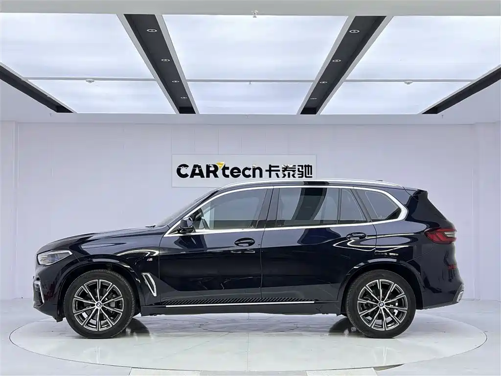 BMW X5 2023 — фото 9