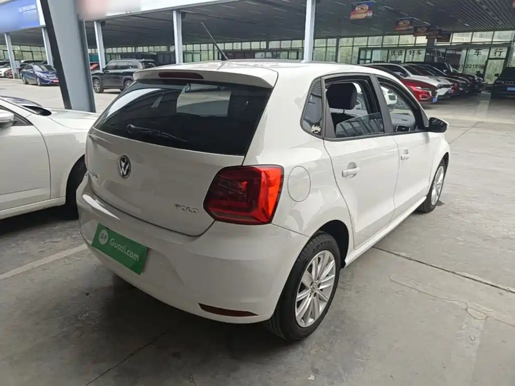 Volkswagen Polo 2016