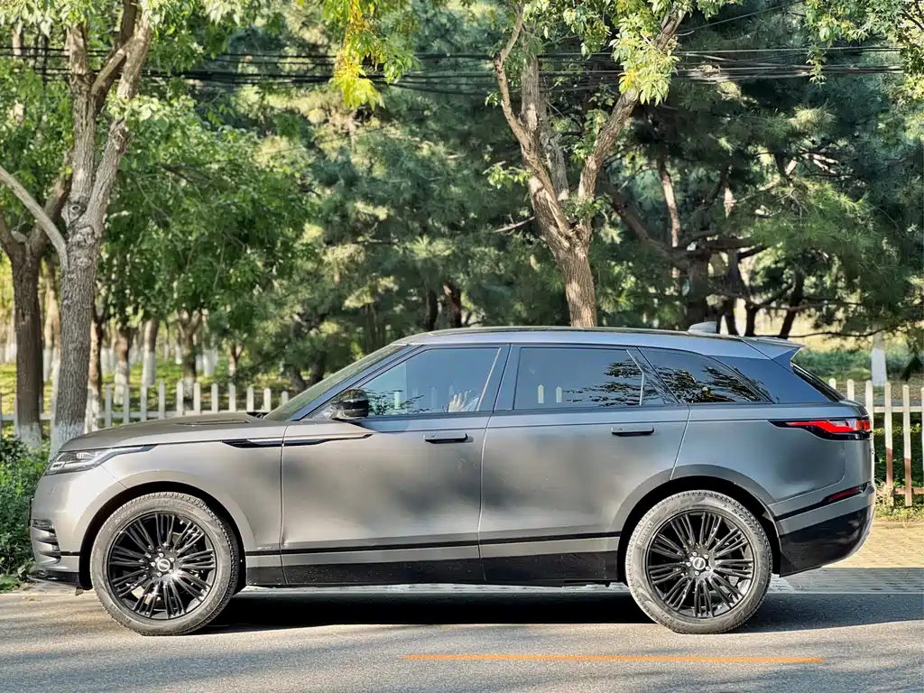 Land Rover Velar 2018 — фото 15
