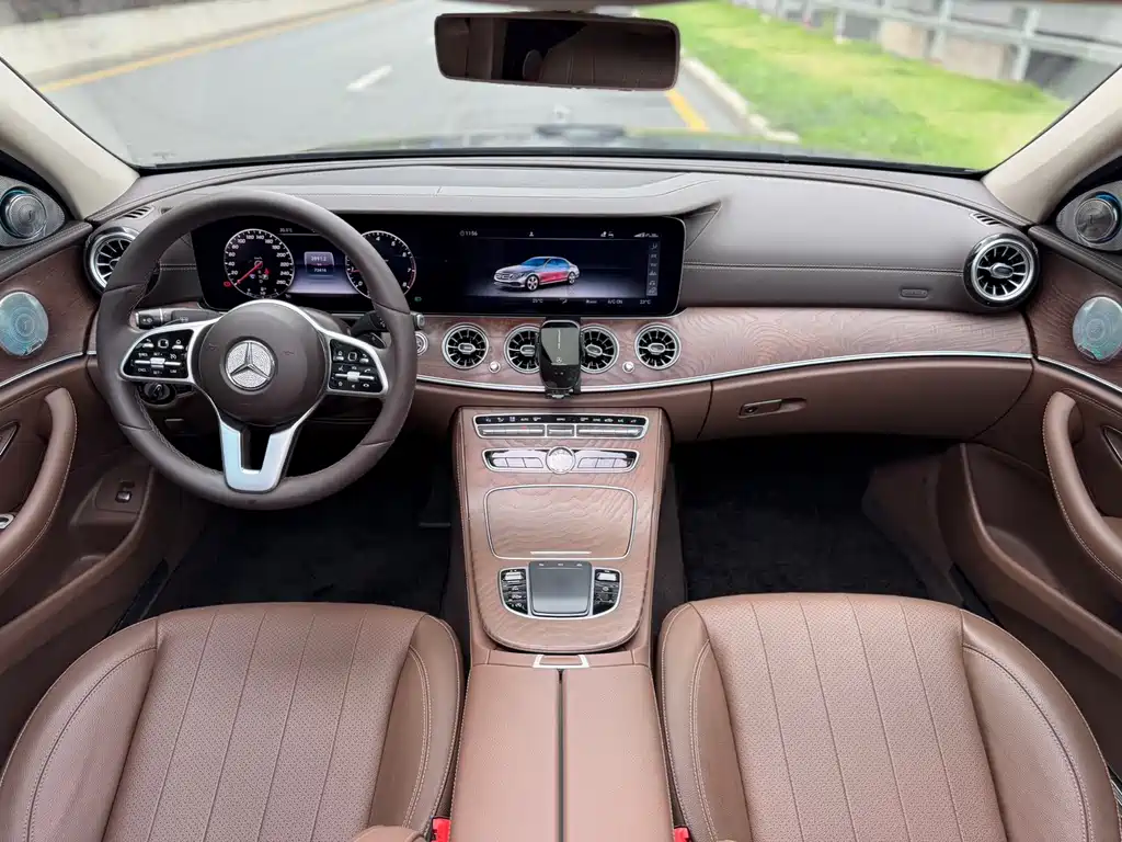 Mercedes-Benz E-Class 2020 — фото 8