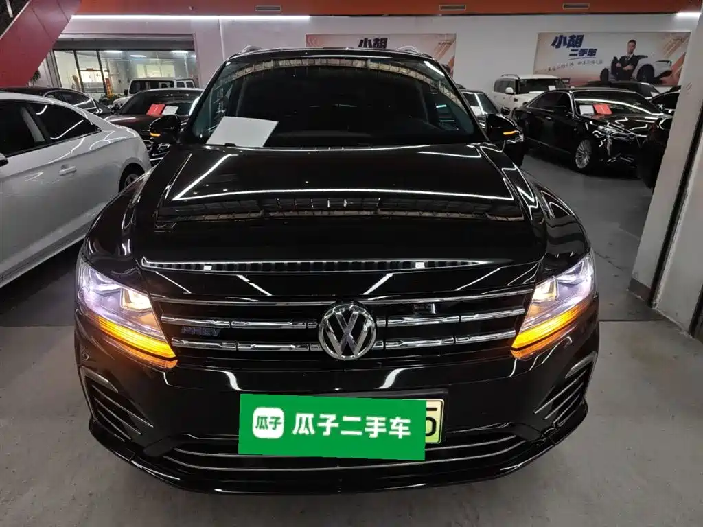 Volkswagen Tiguan L New Energy 2020 — фото 3