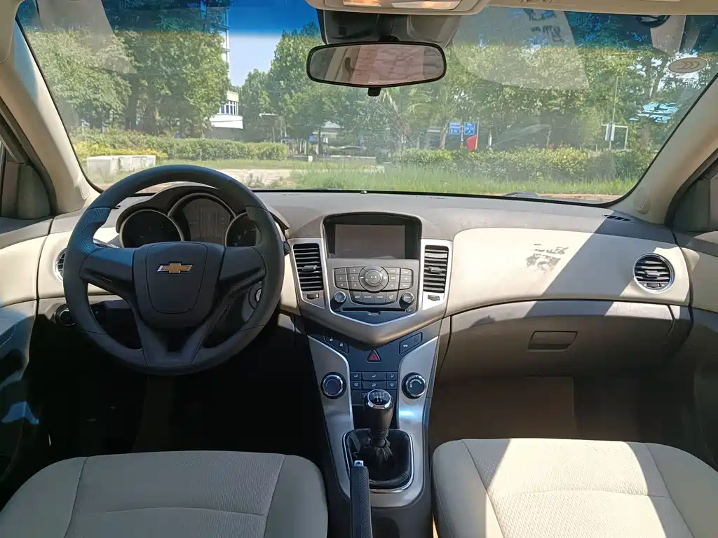 Chevrolet Cruze 2016 — фото 11