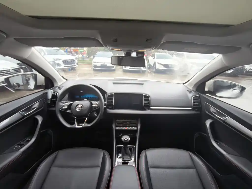 Skoda Karoq 2023 — фото 6