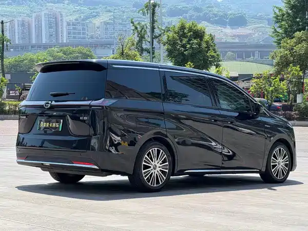 GAC Trumpchi E8 PHEV 2024