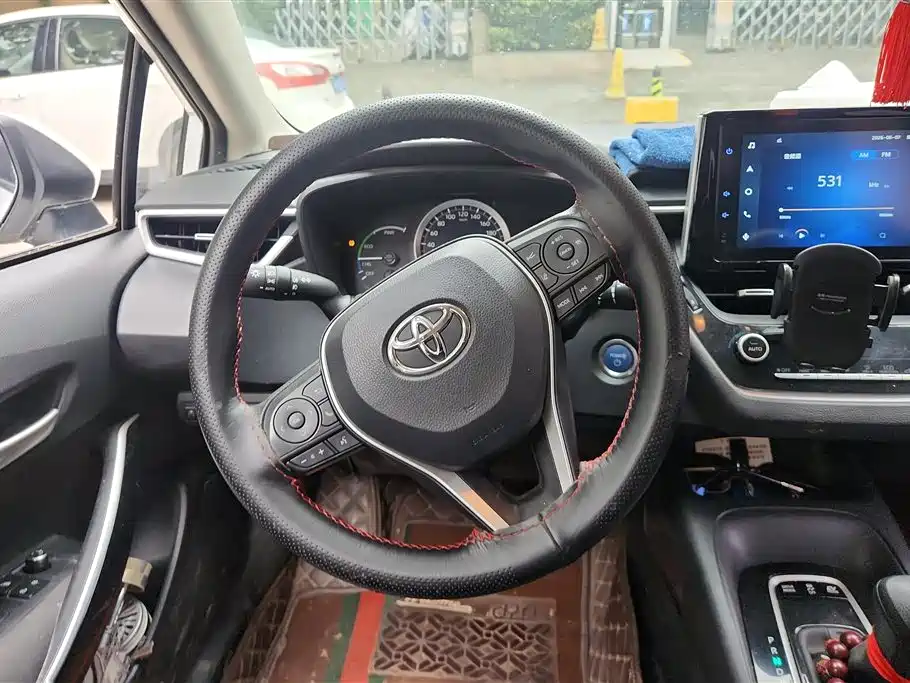 Toyota Corolla 2021 — фото 15