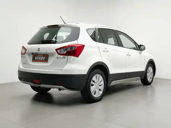 Suzuki S-Cross 2014
