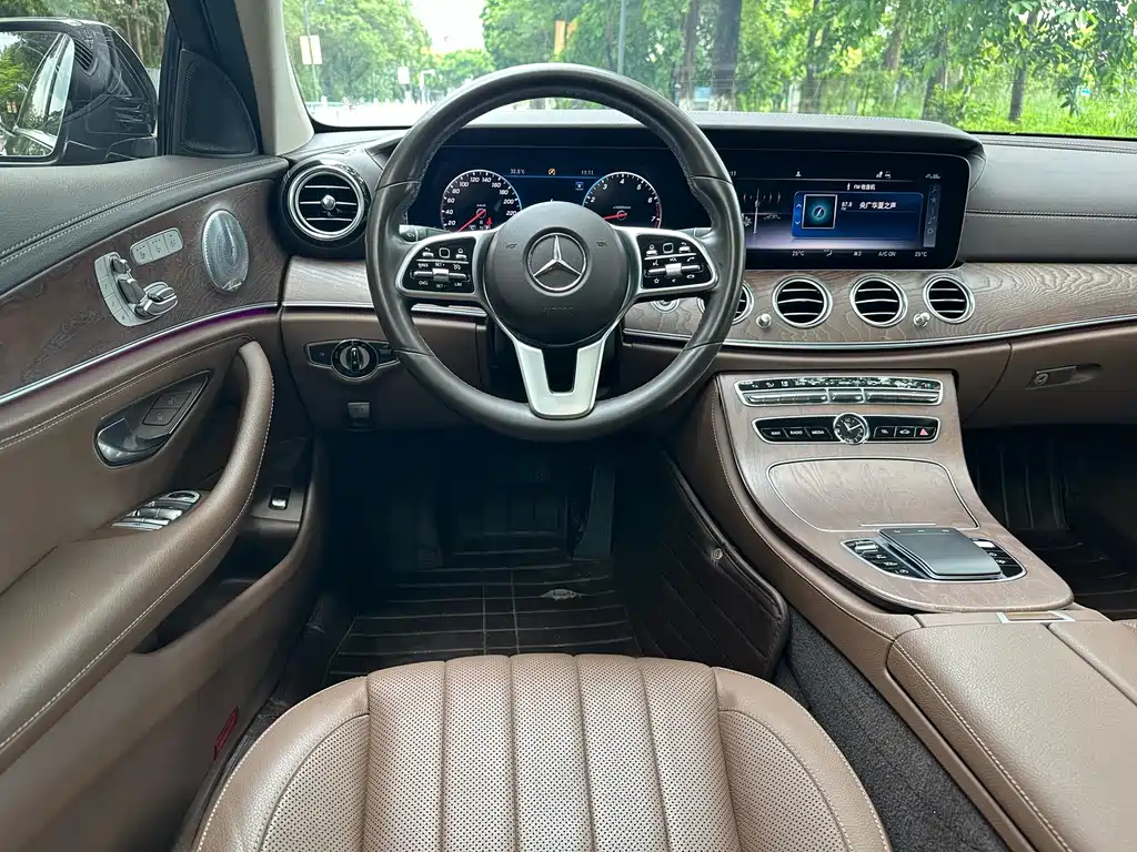 Mercedes-Benz E-Class 2020 — фото 7