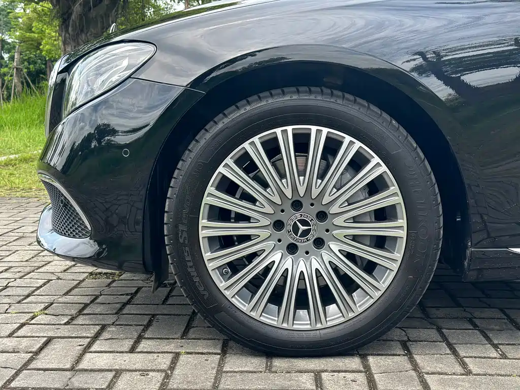 Mercedes-Benz E-Class 2020 — фото 17