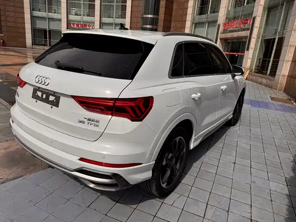 Audi Q3 2023