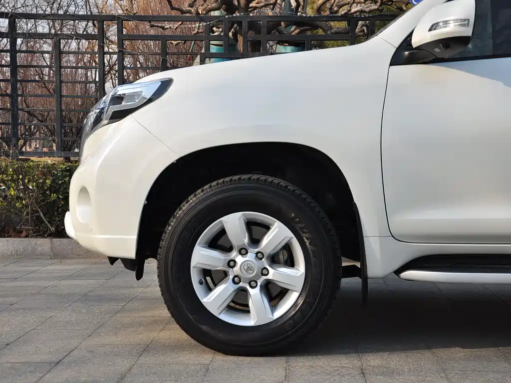 Toyota Prado 2017 — фото 17