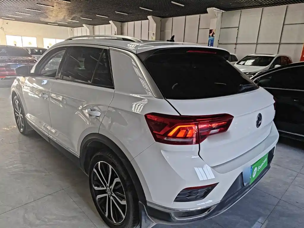 Volkswagen T-Roc 2020 — фото 5