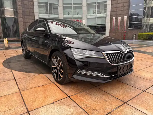 Skoda Superb 2023