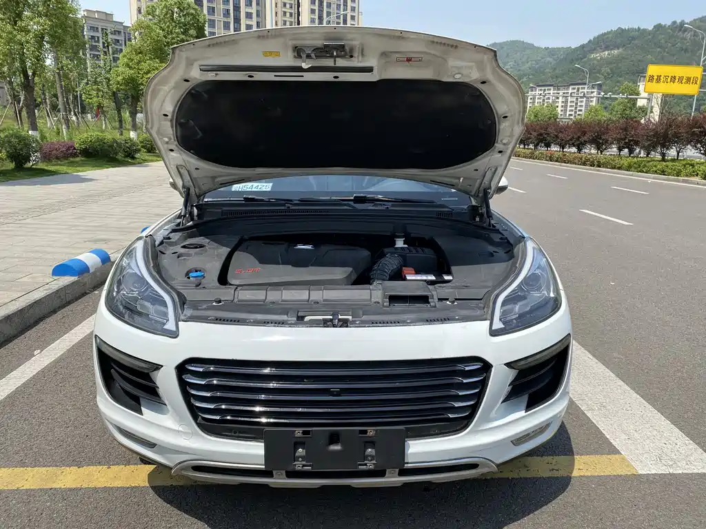 Zotye SR9 2017 — фото 25