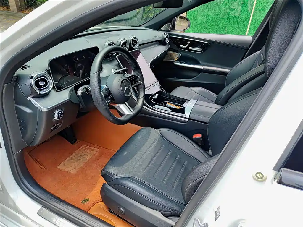 Mercedes-Benz C-Class 2022