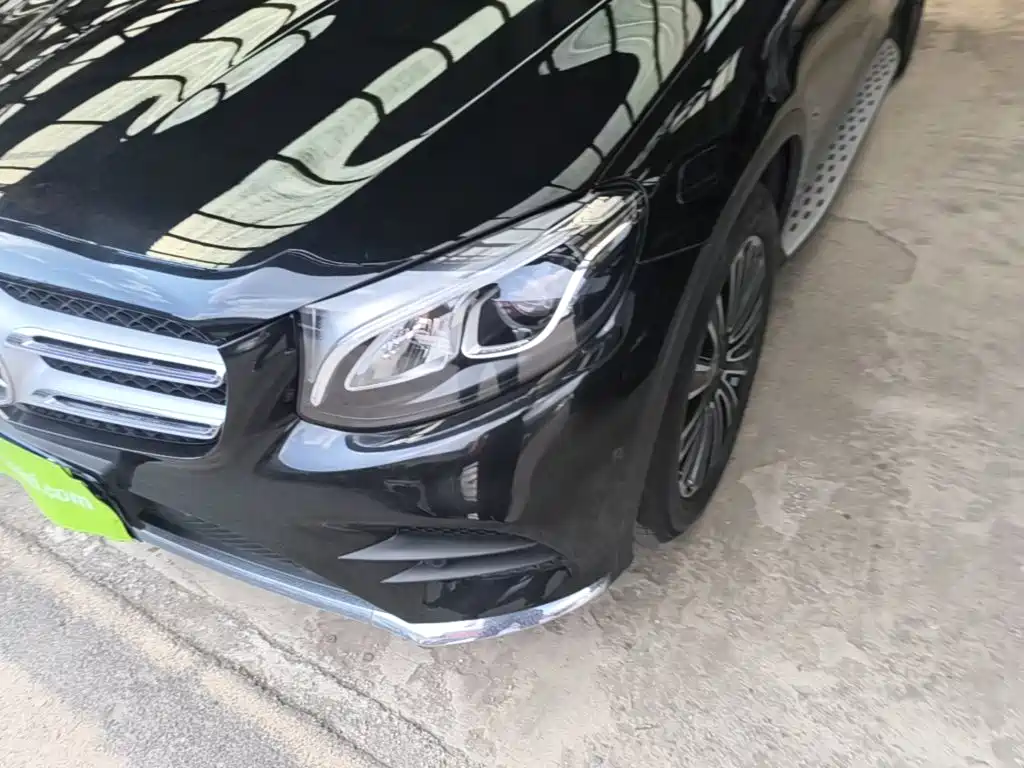 Mercedes-Benz GLC 2018 — фото 18