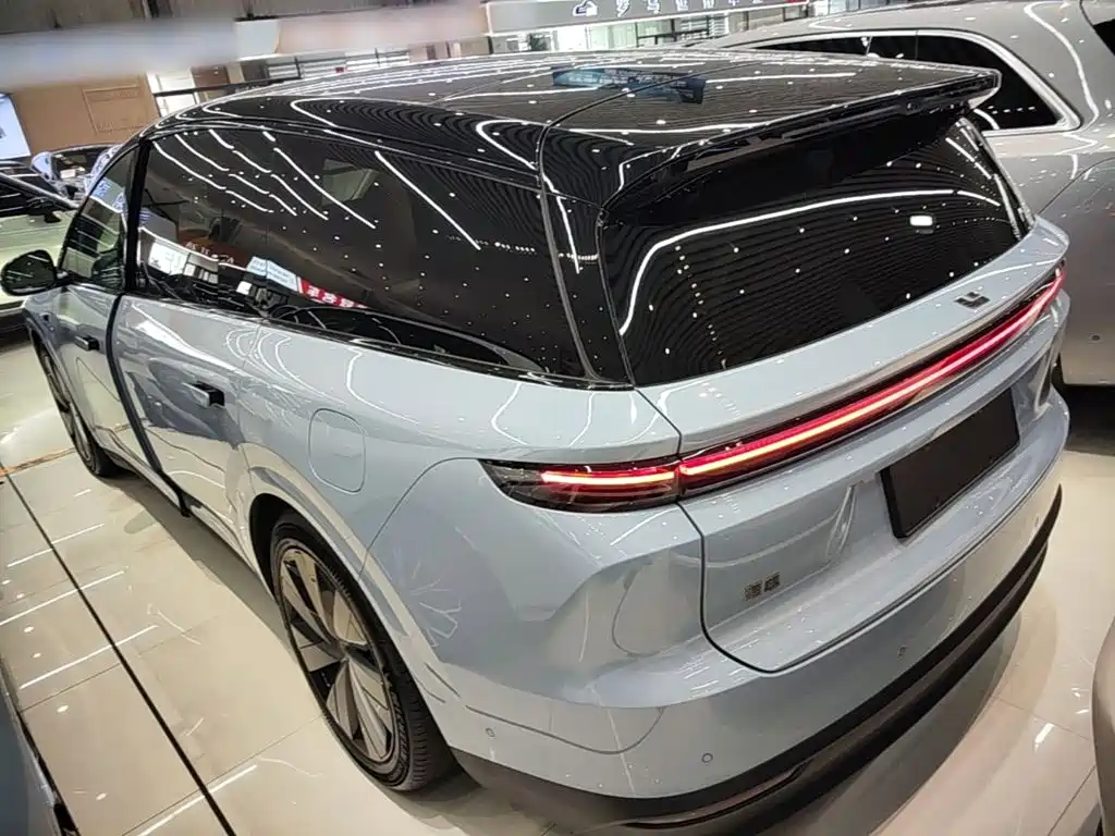 Li Auto i8 2025 — фото 23