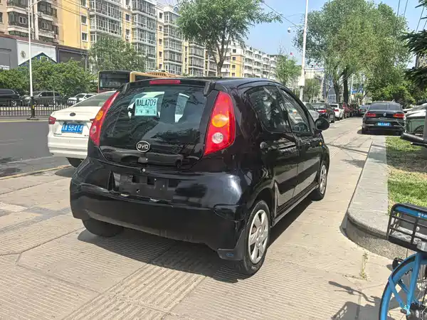 BYD F0 2012