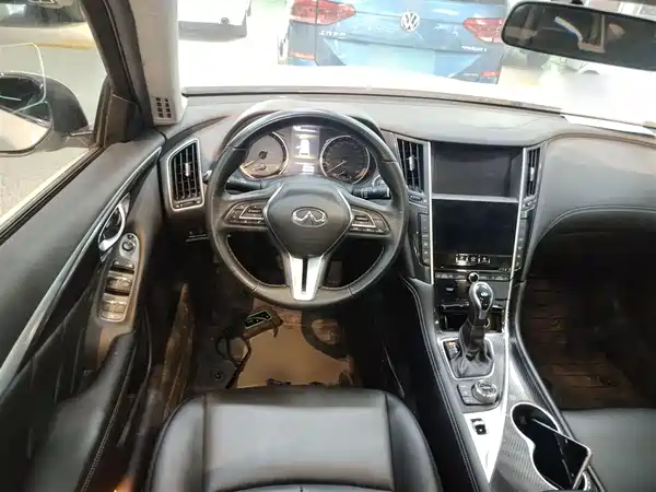 Infiniti Q50L 2018