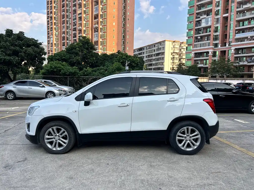Chevrolet Trax 2017 — фото 4