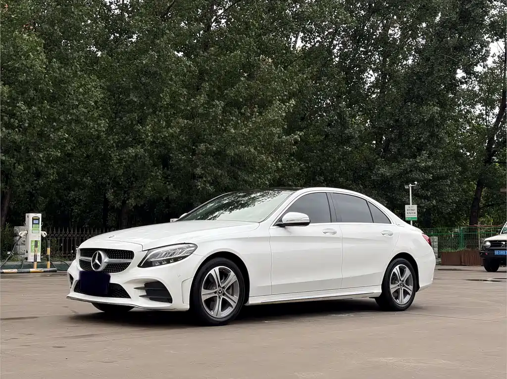 Mercedes-Benz C-Class 2020 — фото 1