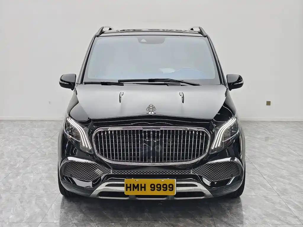 Mercedes-Benz V-Class 2023 — фото 2