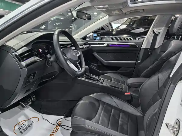 Volkswagen CC 2025
