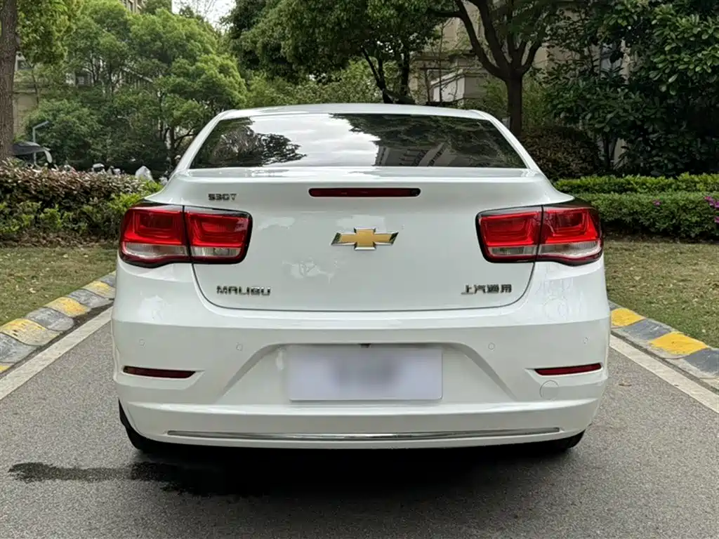 Chevrolet Malibu 2017 — фото 21