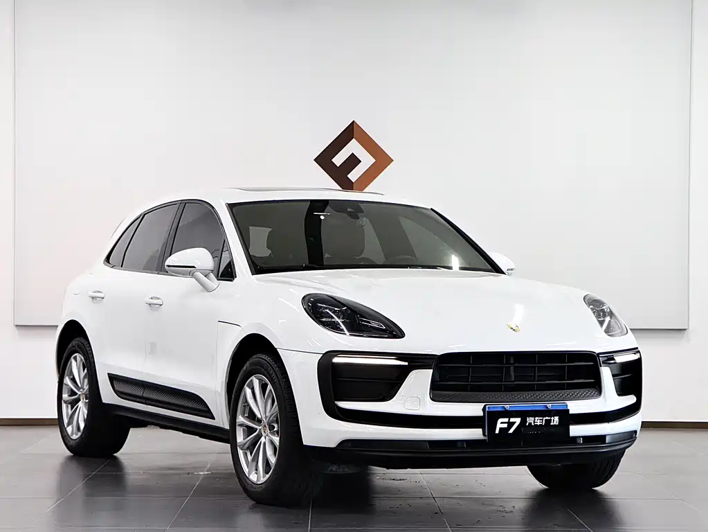 Porsche Macan 2023 — фото 3