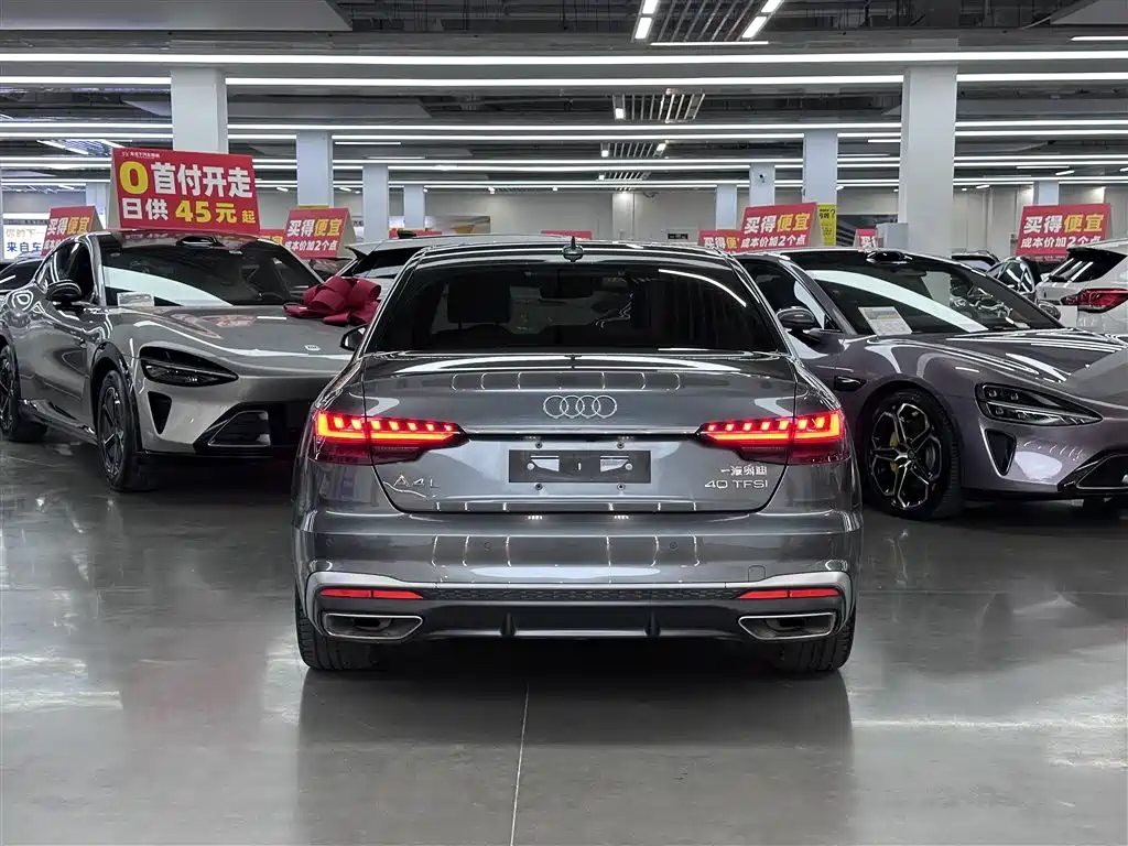 Audi A4L 2021 — фото 11
