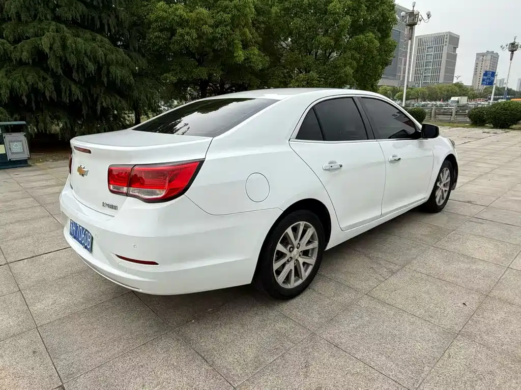 Chevrolet Malibu 2018 — фото 9