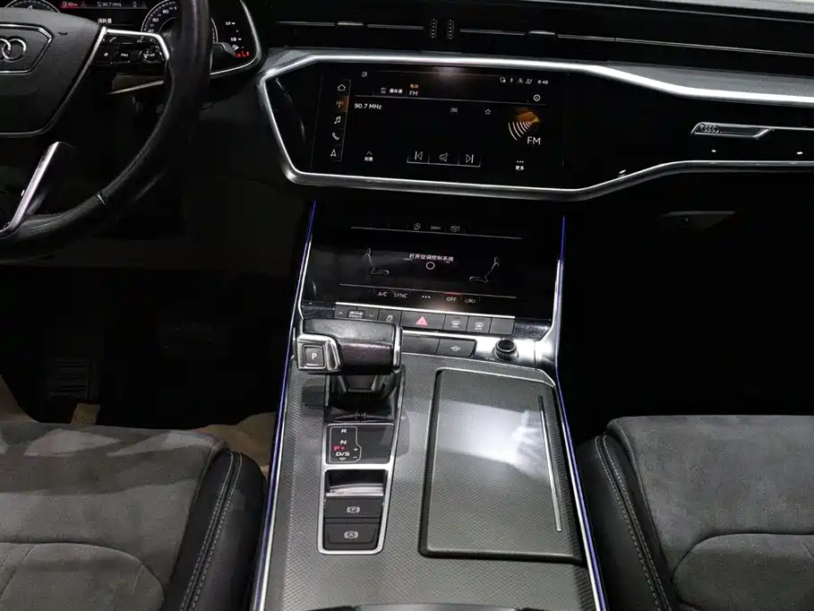 Audi A6L 2022 — фото 11