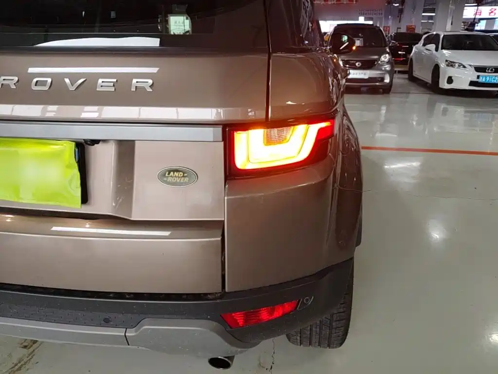 Land Rover Range Rover Evoque 2017 — фото 8