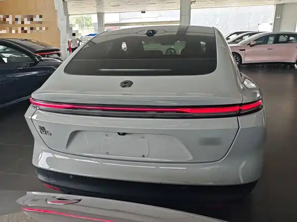 NIO ET5 2023