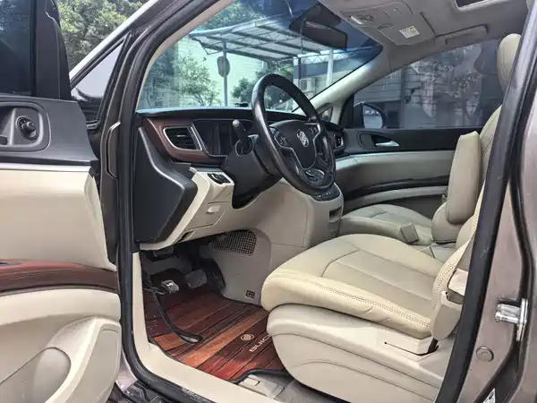 Buick GL8 2018
