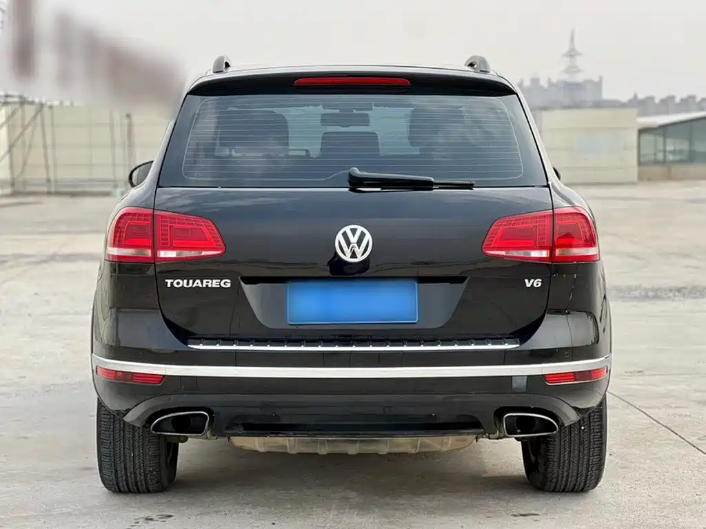Volkswagen Touareg 2016 — фото 25
