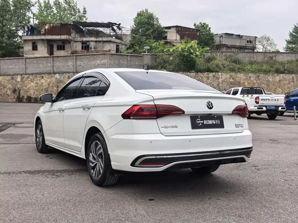 Volkswagen Bora 2023
