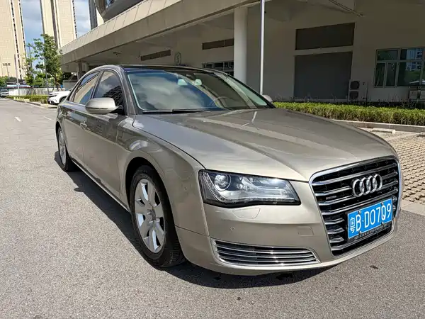Audi A8 2014